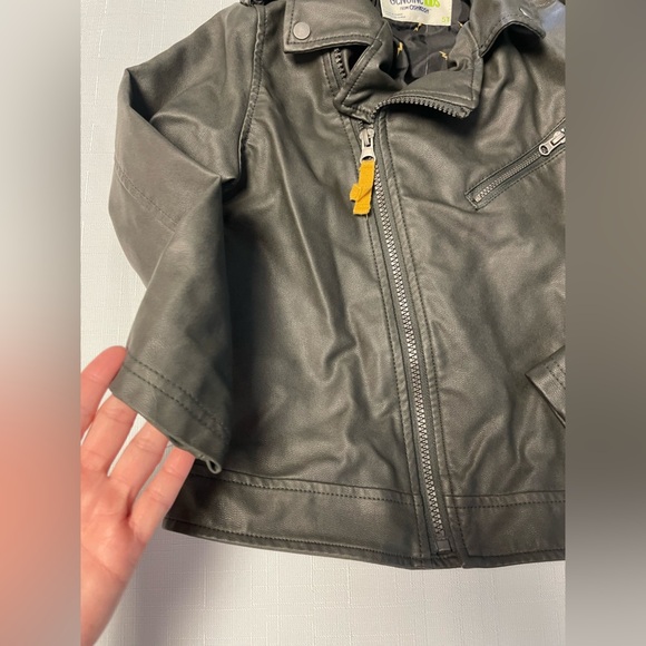 Genuine Kids by Osh Kosh Faux Leather Motorcycle Jacket | Size 5T - Picture 2 of 15